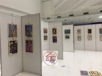 深圳展板解決方案 八棱柱展板出租、搭建與圖文設計一站式服務
